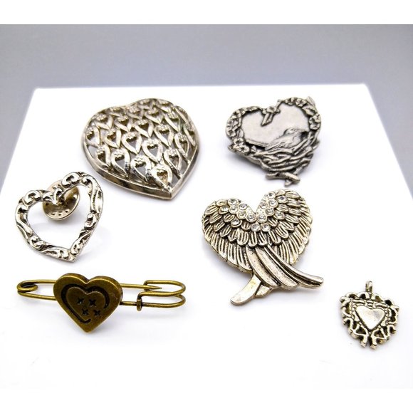 Vintage Romance Brooch Lot, Fun Bundle of 6 Heart Pins Pendant and Scarf Clip - Picture 1 of 3